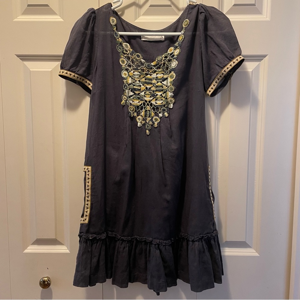 VELVET Grey Tiered Embroidered/Crochet  Ruffled Shift Dress w/Pockets - Large?
